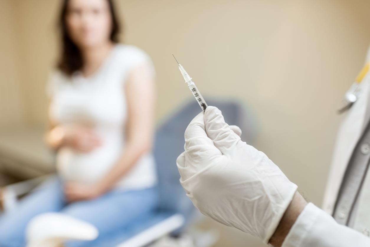 Grossesse : quel est le meilleur moment pour faire le vaccin contre la bronchiolite ?