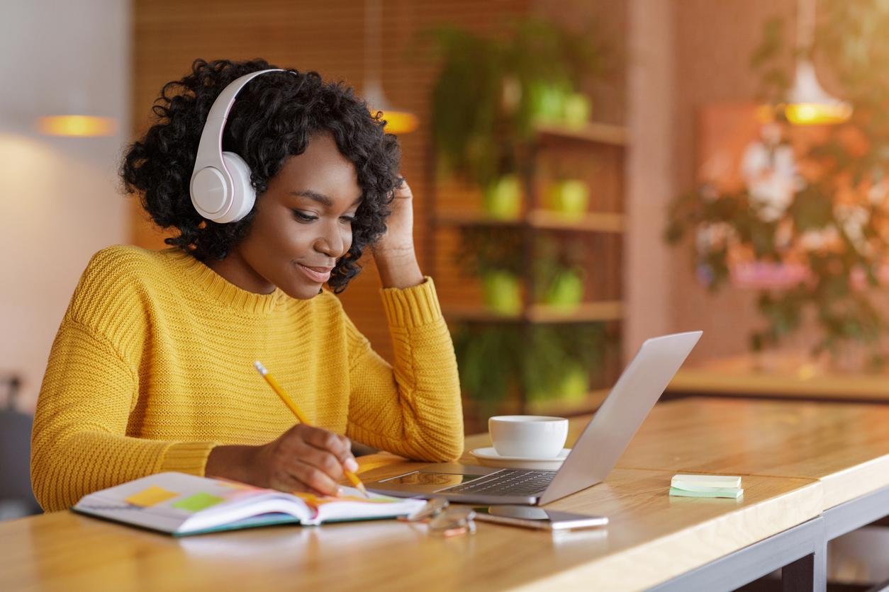 Ecouter des mélodies simples et sans paroles favorise la concentration et la productivité