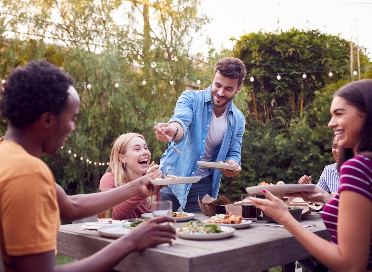 Meals with family or friends: unforgettable moments of sharing and conviviality