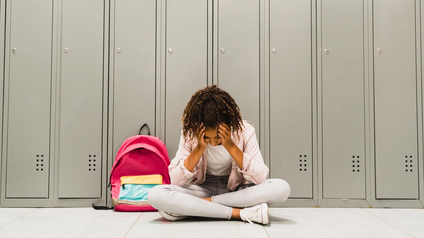 School Phobia: 3 Tips to Help Your Child Overcome Their Anxiety