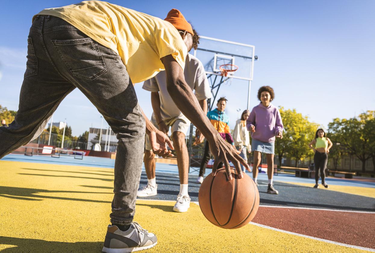 Ostéoporose : faire du sport pendant l’adolescence retarde son apparition 