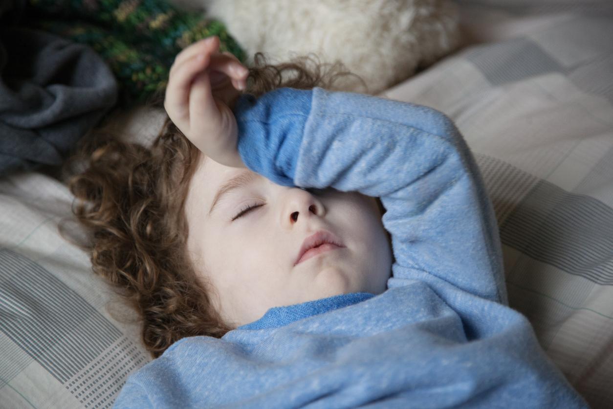 Pourquoi le manque de sommeil dans la petite enfance affecte-t-il autant le cerveau ?