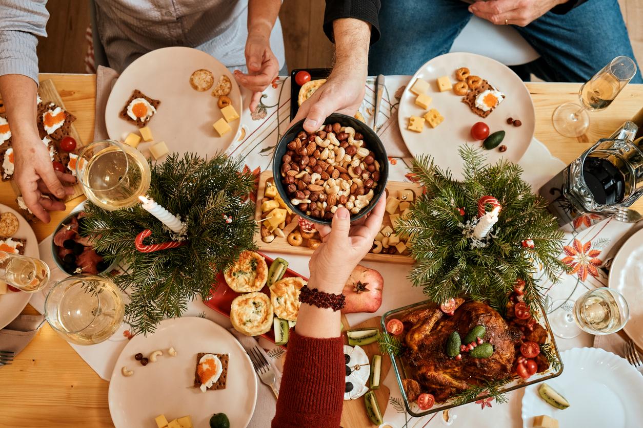 Cinq conseils pour un ventre sain pendant les fêtes de fin d'année