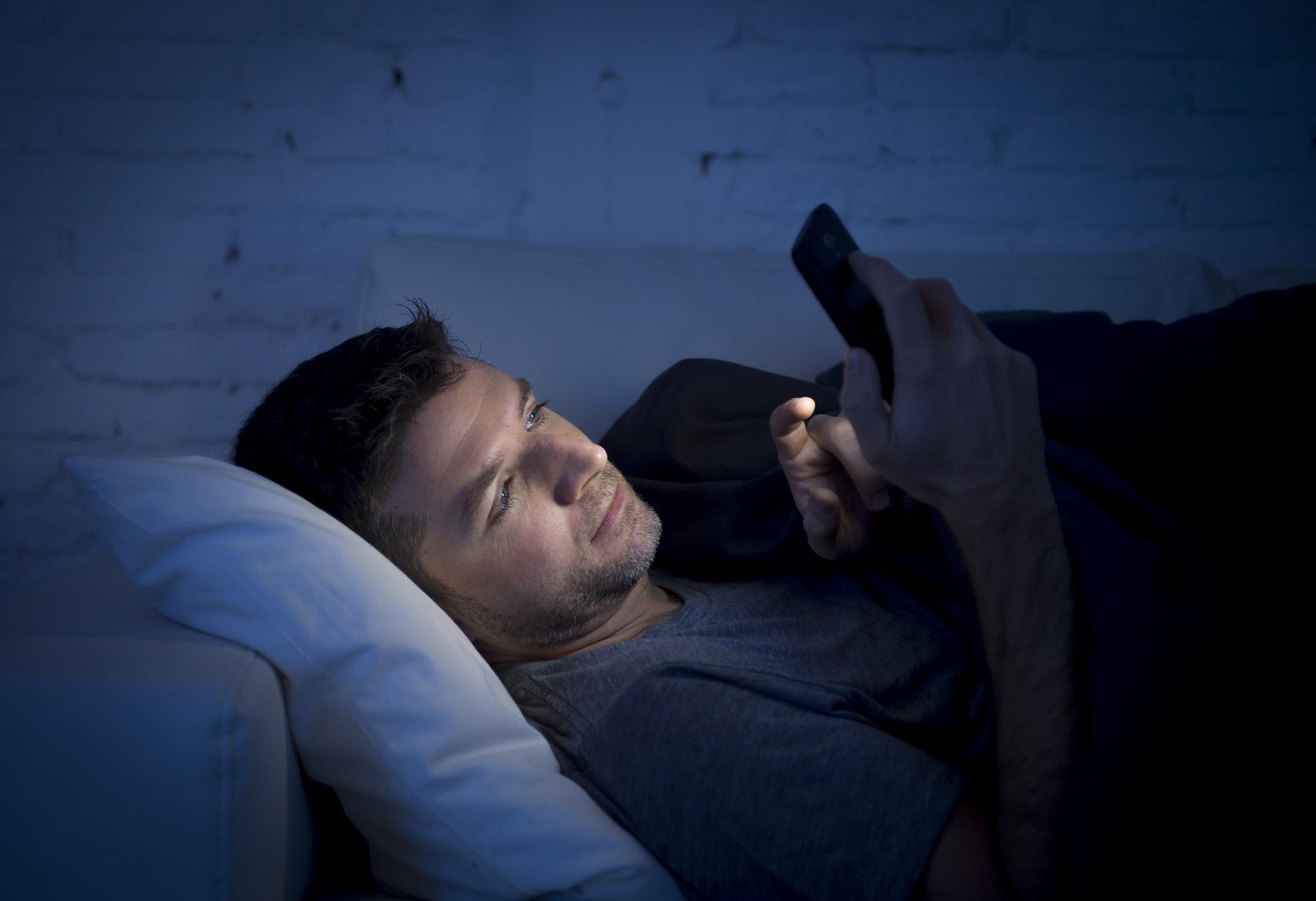 Blue light emitted by your phone can harm your skin 