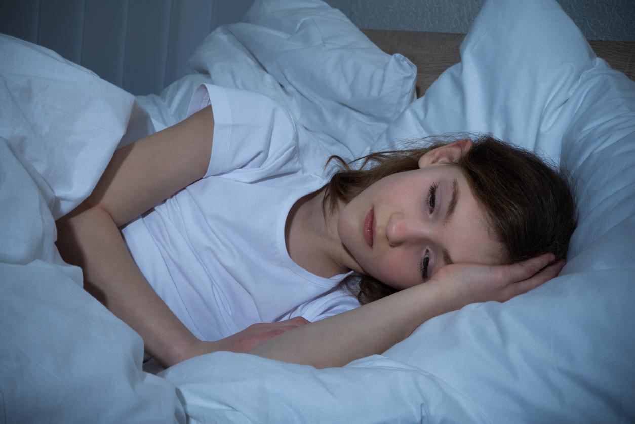 Les couvertures lestées peuvent-elles améliorer le sommeil des enfants maltraités ?