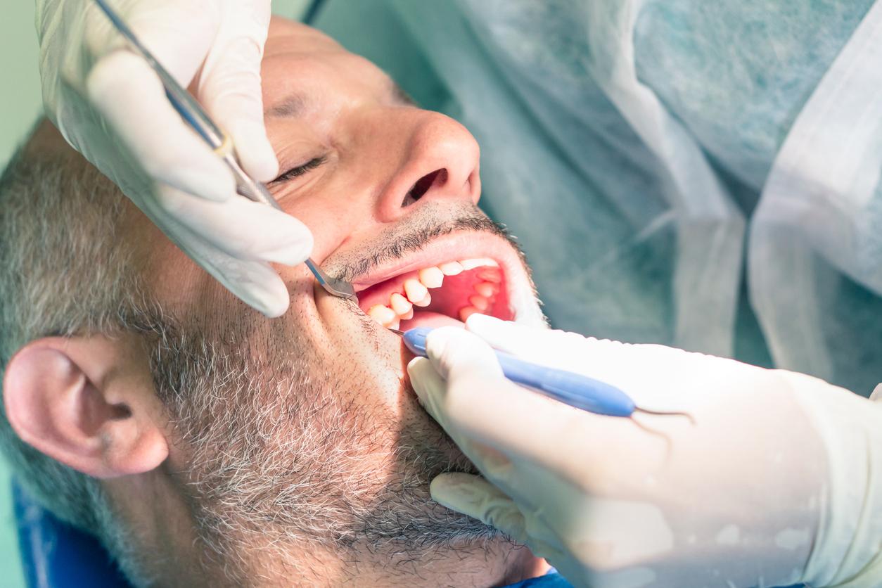 Botched dental surgery leaves part of tooth stuck in sinus for two years