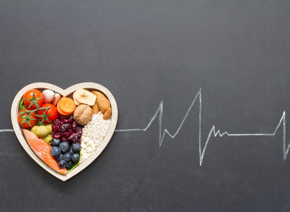 Diet and myocardial infarction: 10 foods that can save your heart