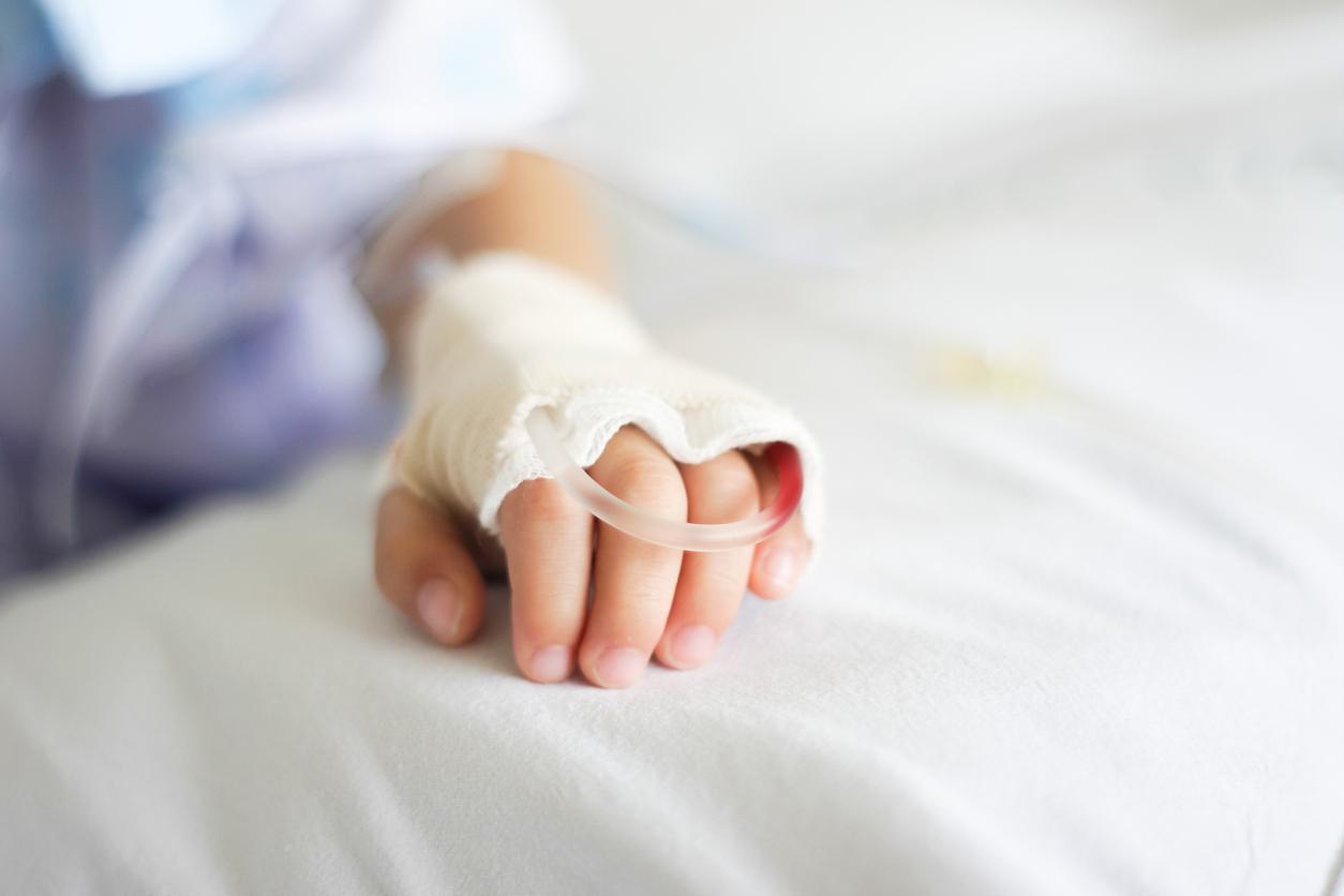 Enfant hospitalisé : 1 parent sur 2 se sent incompris par ses proches