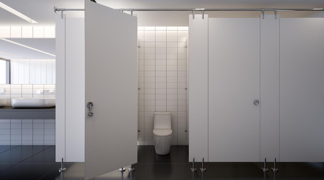 Toilettes publiques : comment réduire les risques d’infection ?