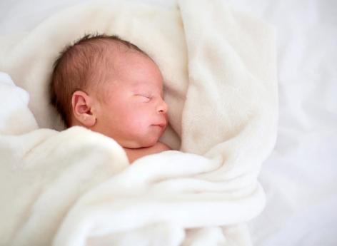 Elle accouche aux toilettes après un déni de grossesse