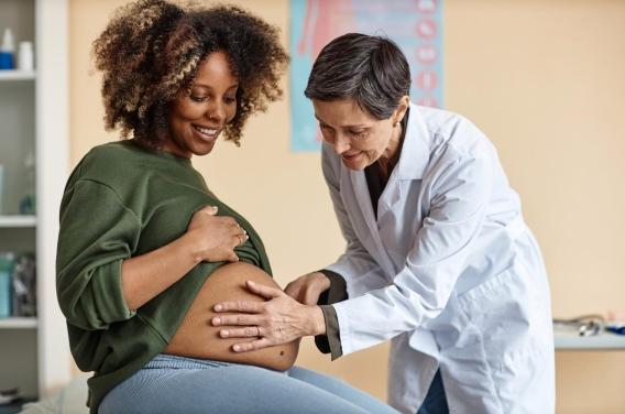 Grippe : les femmes enceintes seraient plus protégées