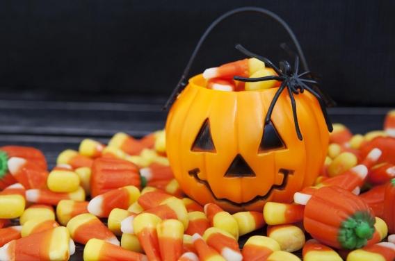 Halloween : 8 conseils pour protéger les dents du sucre des bonbons