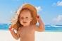 Coup de soleil : comment protéger bébé des rayons UV ?