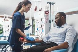 Crise cardiaque et anémie : la transfusion sanguine améliore les chances de survie