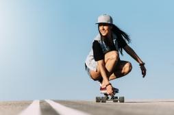 Concentration, stress : le skateboard est bénéfique pour la santé mentale des jeunes femmes