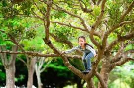 Les enfants jouant de manière aventureuse ont moins de risque de souffrir de dépression et d’anxiété