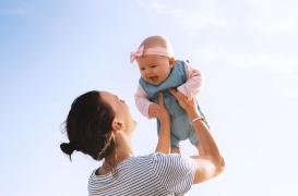 Dépression post-partum : des chercheurs identifient des cellules liées à l’instinct maternel 