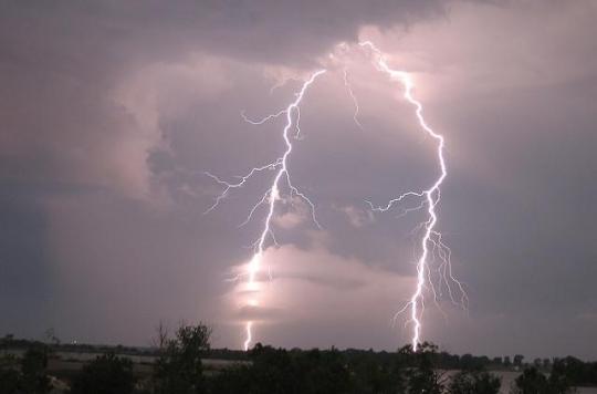 Lightning: fifteen young people struck in Vienne