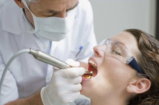 A dentist potentially contaminated 22,000 patients