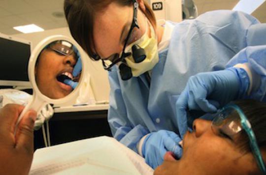 Elected environmentalists at war against dental mercury