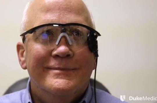 Eye implant: blind American regains sight 30 years later