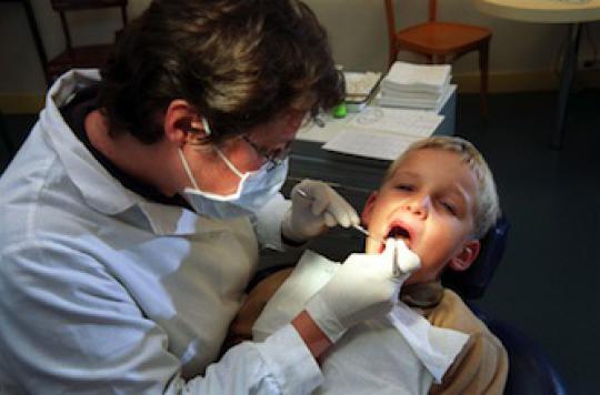 Children of workers six times more affected by cavities