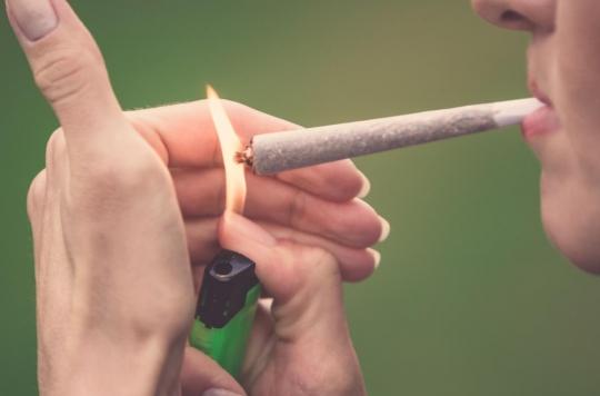 Consommer Du Cannabis Pendant La Grossesse Augmenterait Le Risque De Trouble Du Sommeil Chez L Enfant