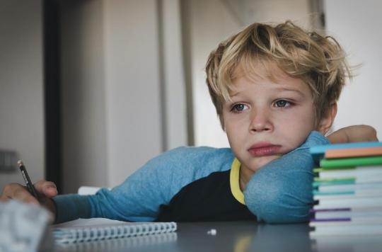 How to recognize the symptoms of stress in children and how to help them?