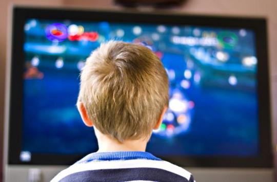 Spending 3 hours on screens increases risk of diabetes in children