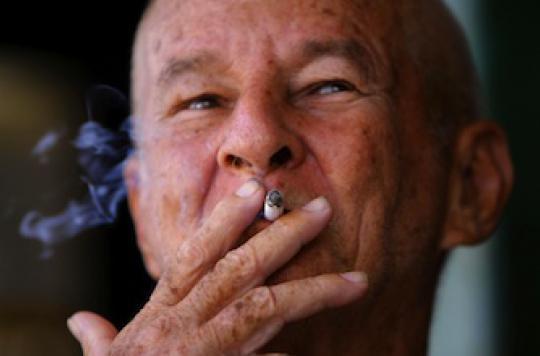 The benefits of smoking cessation after 70 years