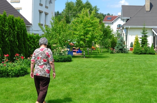 For older women, even a short walk to the mailbox is beneficial