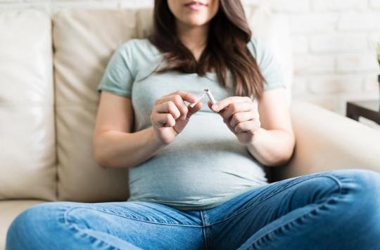 Being pregnant could reduce the urge to smoke, before you even know it