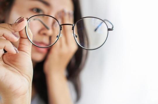 Fibromyalgia: wearing green glasses would help patients manage pain