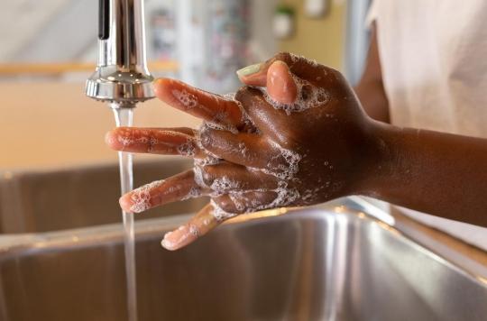 Teens still too often forget to wash their hands