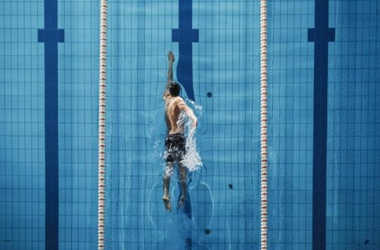 Born with 6 heart defects, he became a competitive swimmer