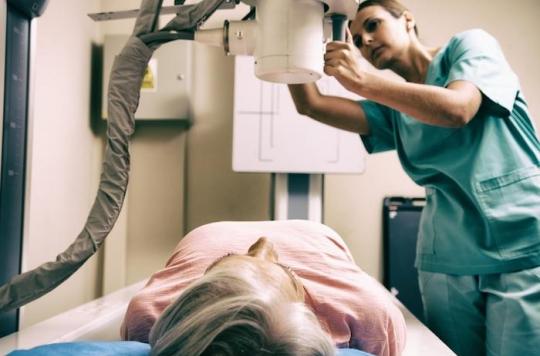 Breast cancer: radiotherapy has fewer side effects than we thought