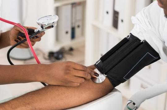 Having your blood pressure checked at the hairdresser is now possible