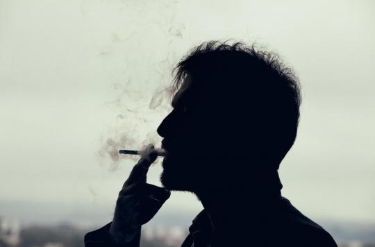 Tabac Comment Les Fumeurs Deviennent Ils Accros A Une Substance Qui Instinctivement Les Degoutait
