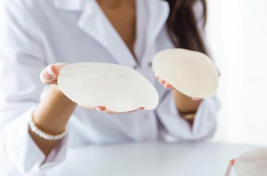 Breast prostheses increase the risk of cancer of the immune system