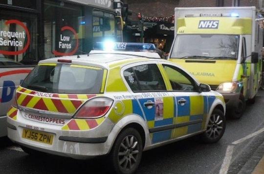 United Kingdom: emergency waiting times explode