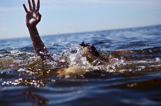 Falling number of drowning emergencies