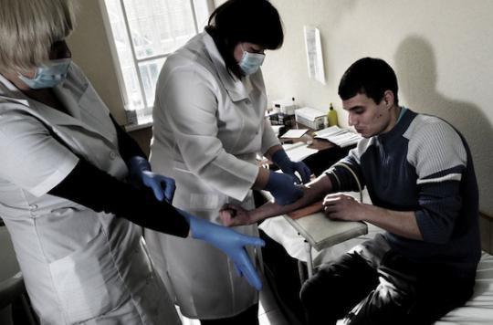 Ukraine crisis: 8,000 HIV-positive people at risk of no longer receiving treatment