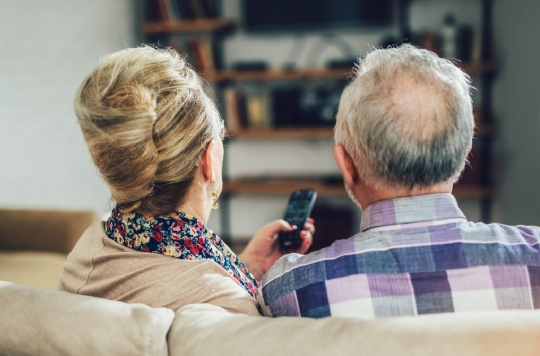 Seniors: more than 3.5 hours of television per day is bad for the memory