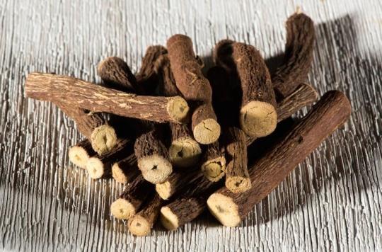 Menopause: licorice is not without risk