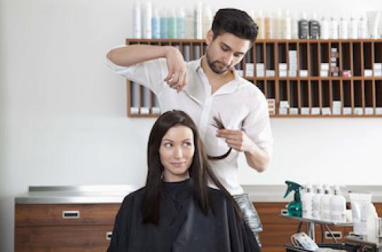 La Sécu helps hairdressers who suffer from MSDs