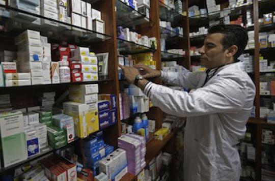 Drugs withdrawn from the market distributed in pharmacies