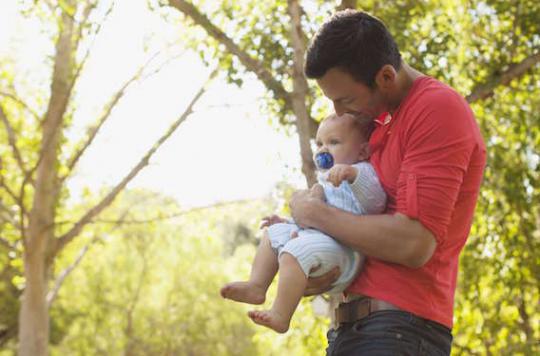 Paternity leave: seven out of ten fathers use it